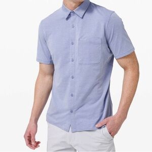Lululemon Commission Short Sleeve Button Down Shirt Men’s L Blue